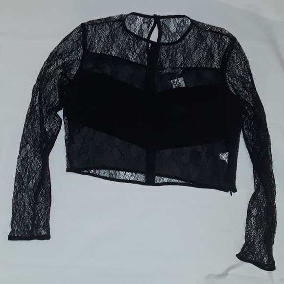Black long sleeve lace top - Picture 1 of 5